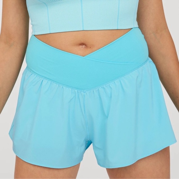 OFFLINE By Aerie Real Me Crossover Flowy Short Big Sur Blue Size Large - Picture 1 of 8